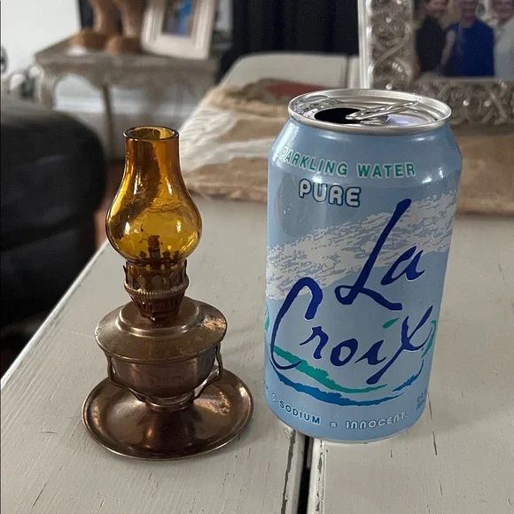 Amber Glass Mini Oil Lamp - Decorative Home Accent - Picture 5 of 6